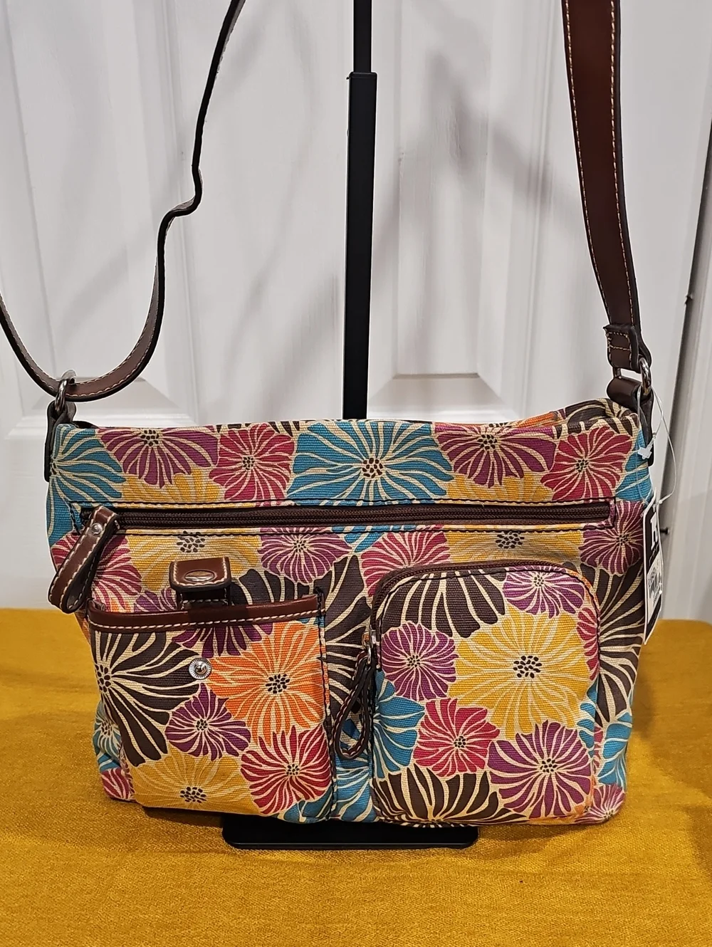 Relic Colorful Crossbody NWT